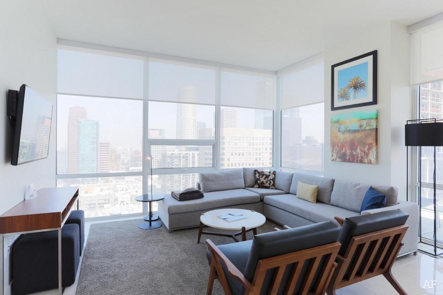 2 Bed 2 Bath Contemporary High Rise Dtla Living *